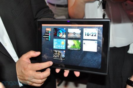 Acer Iconia Tab M500 на выставке в Тайбее
